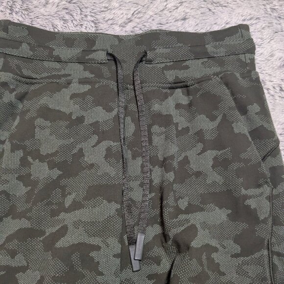 Lululemon Ready to Rulu Jogger Green Camo Size 2 Pants 29" - Picture 4 of 6
